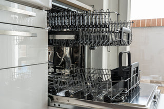 Lave-vaisselle et lave-linge: se débarrasser des mauvaises odeurs